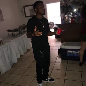 Meet your Posher, Antoine